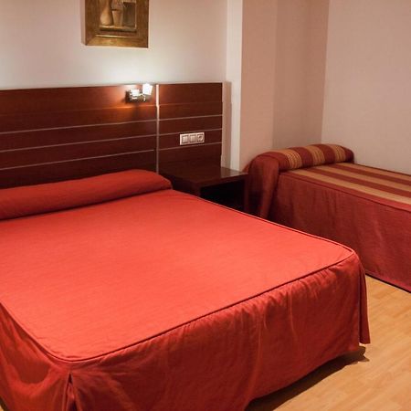 Norte Hotel Villanueva de Gallego Bagian luar foto