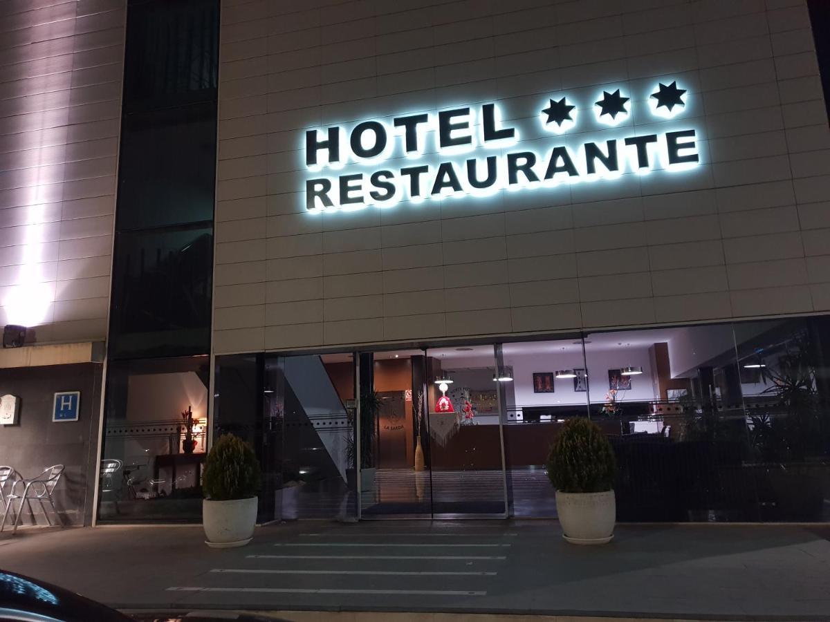 Norte Hotel Villanueva de Gallego Bagian luar foto