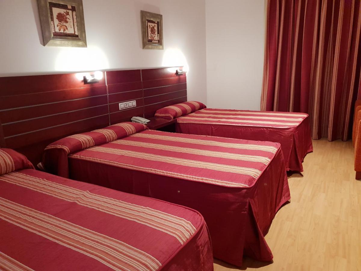 Norte Hotel Villanueva de Gallego Bagian luar foto